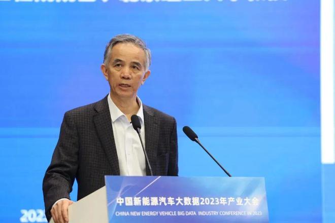【洞察行业】“智电新引擎 蝶变新能源”—TVT体育—中国新能源汽车大数据2023年产业大会成功召开(图7)